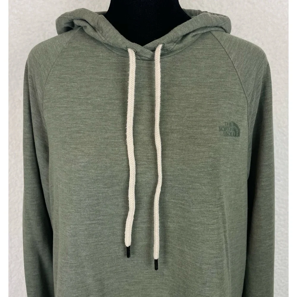 THE NORTH FACE • Thyme Heather Westbrae Knit Pullover Hoodie, L - Picture 5 of 15